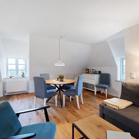 Louisenkate Apartment *